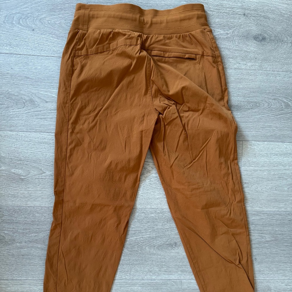 Athleta Trek Jogger